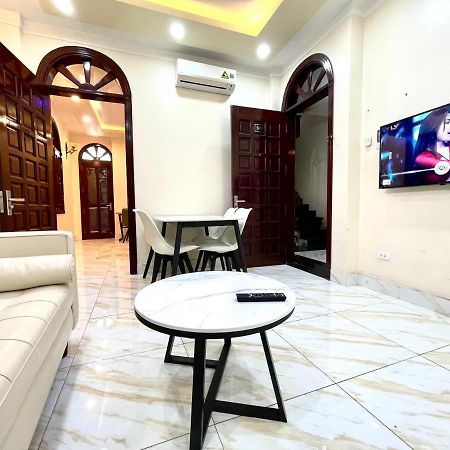 Yen Phu 3S Homestay ハノイ市 エクステリア 写真
